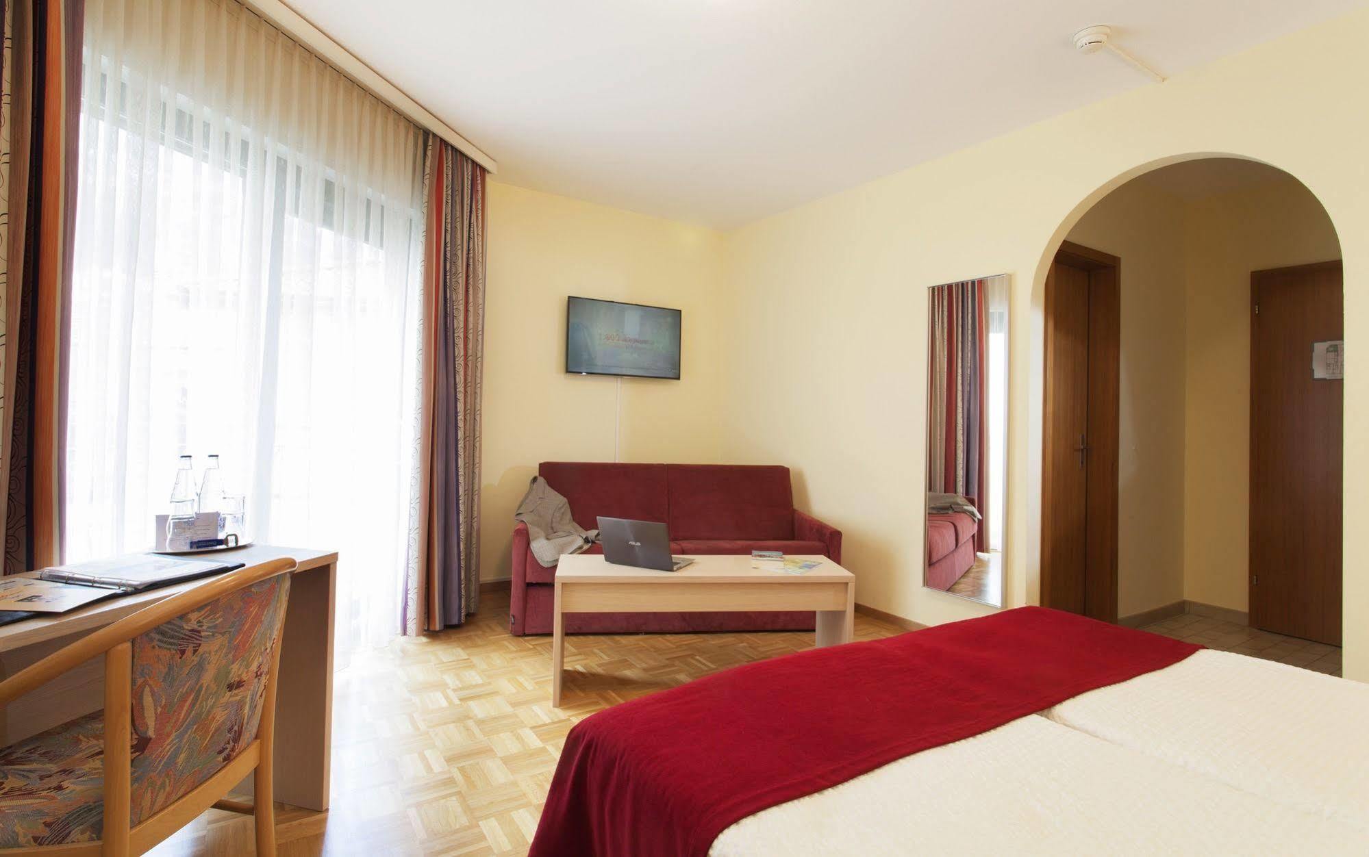 Hotel Geranio Au Lac Muralto Екстериор снимка